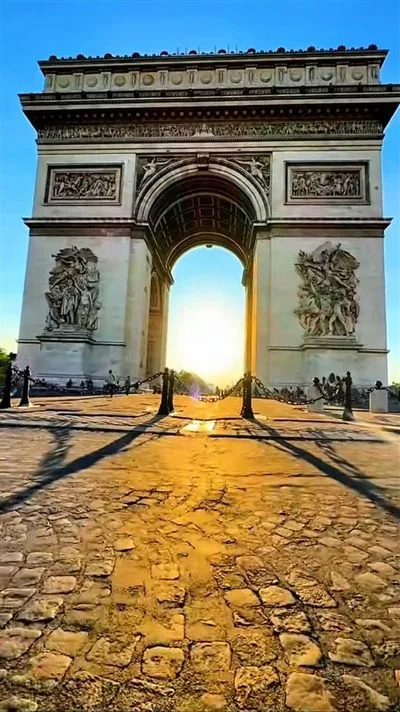 Arc de Triomphe